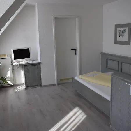 Avenue Hotel 3*