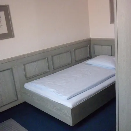 Avenue Hotel 3*