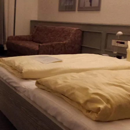 Avenue Hotel 3*